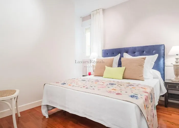 Stylish 2Br Steps From Retiro Park